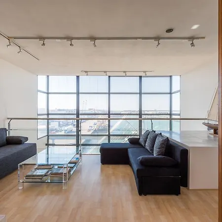 Harbor View Penthouse * Den Haag