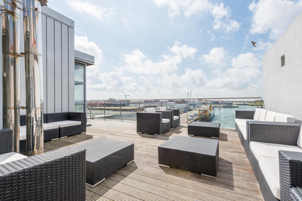Harbor View Penthouse * Den Haag